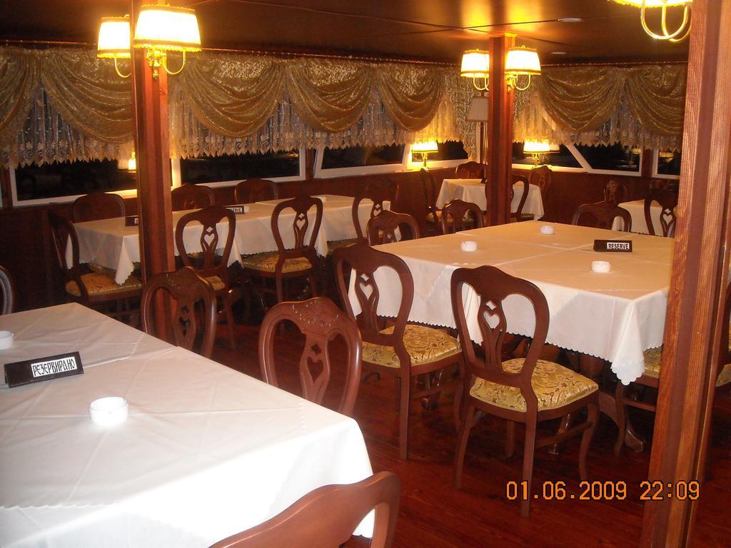 Hotel Brod Panini ヴェレス エクステリア 写真
